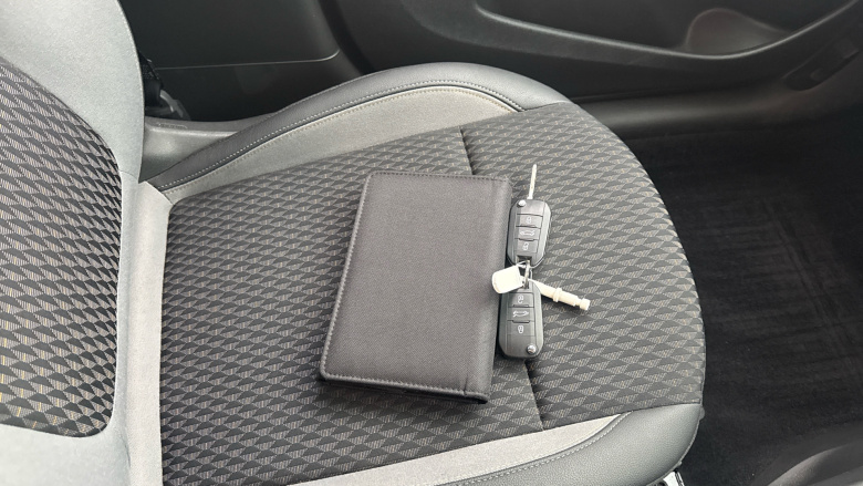 Vauxhall Crossland X 1.2T [110] Elite Nav 5dr [6 Speed] [S/S] Petrol Hatchback